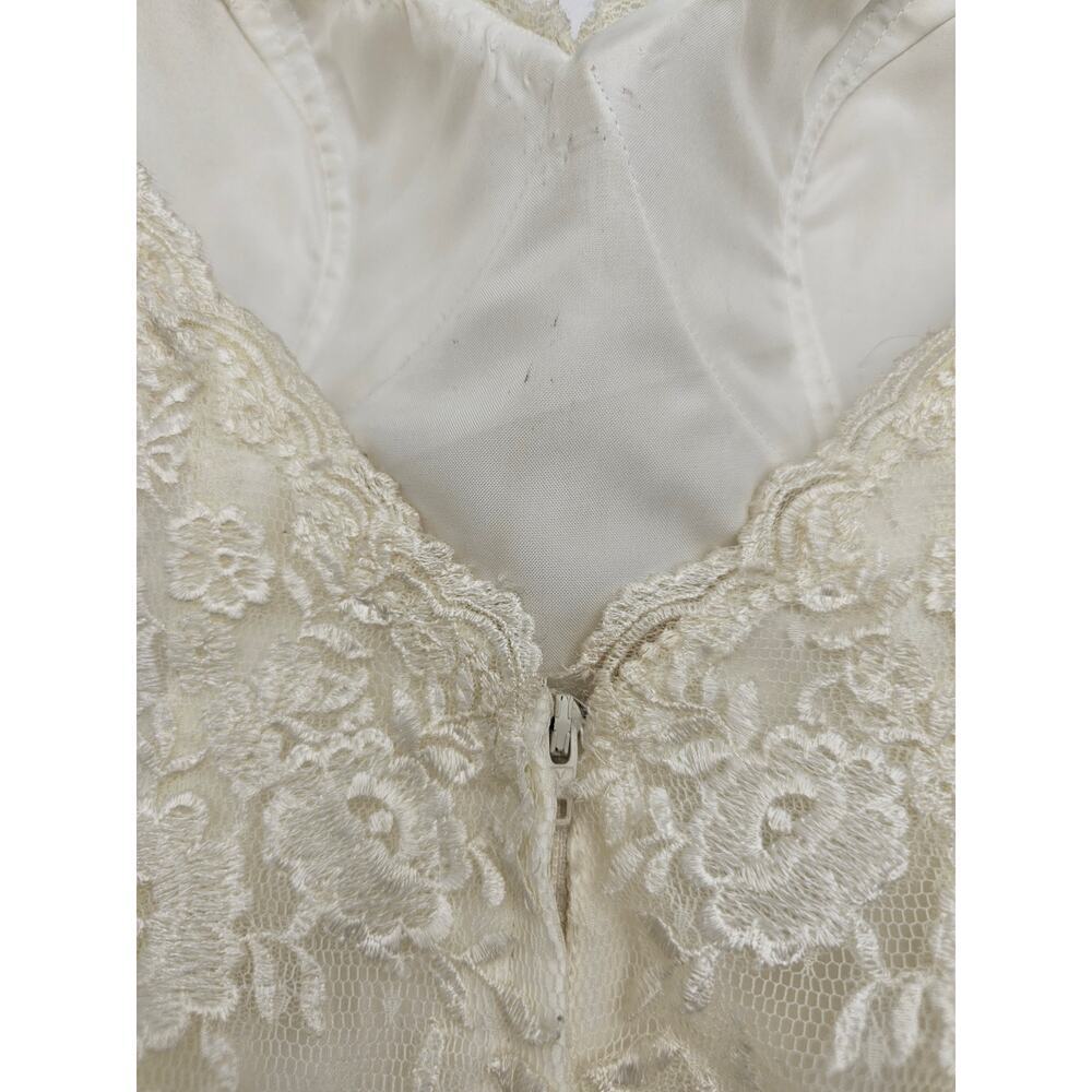 Val Stefani Couture by Moonlight Women's Size 4 Ivory Wedding Dress - Picture 5 of 16